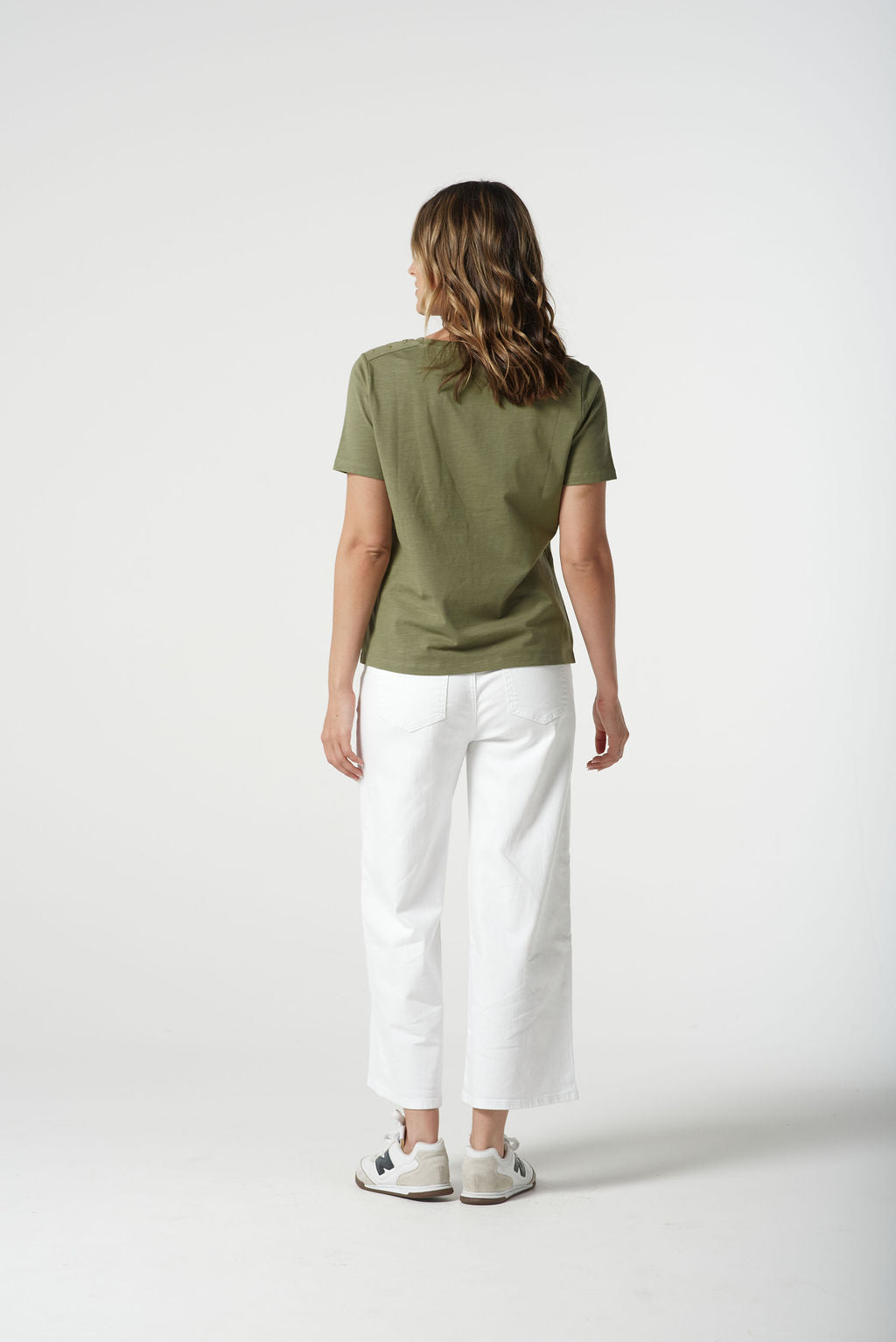 V Neck Tee Stud