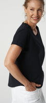  black cotton  t-shirt and white pants 