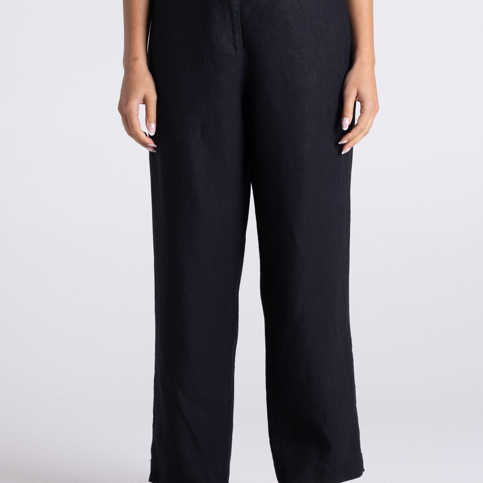 Luna 7/8 Linen Pant by Two-Ts in Black - front view