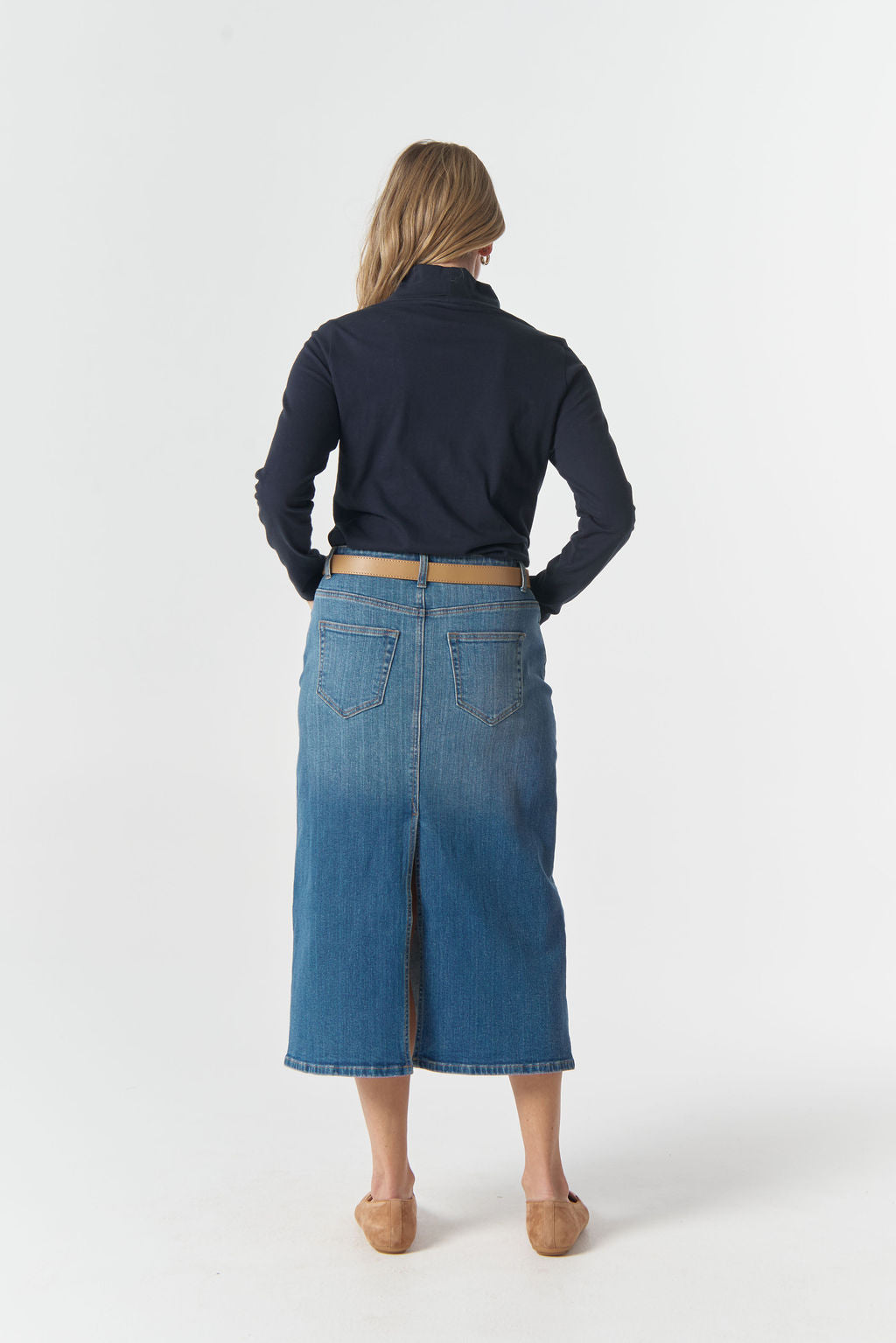 navy solid skivvy by Goondiwindi cotton