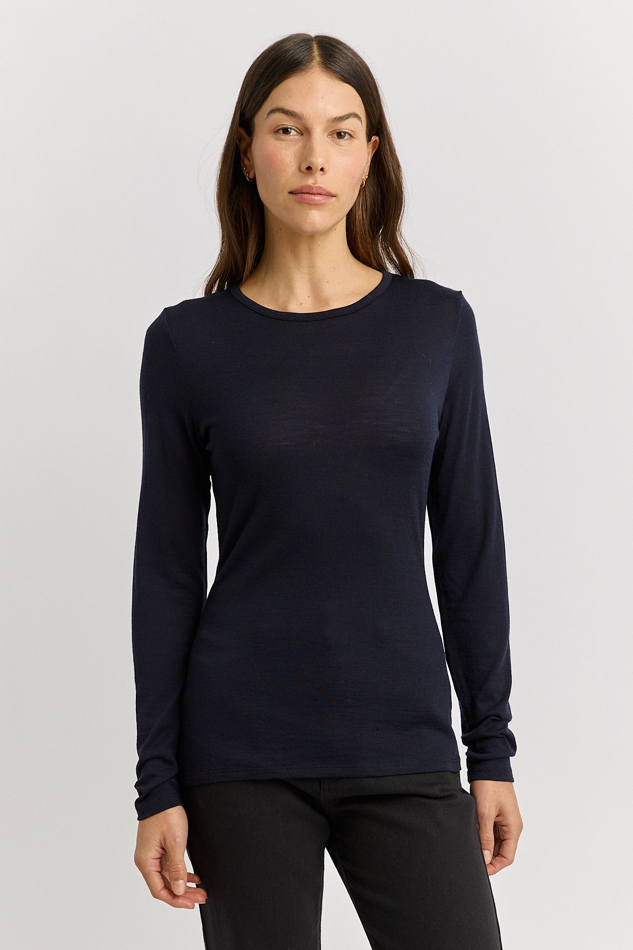 navy crew merino Tee front image