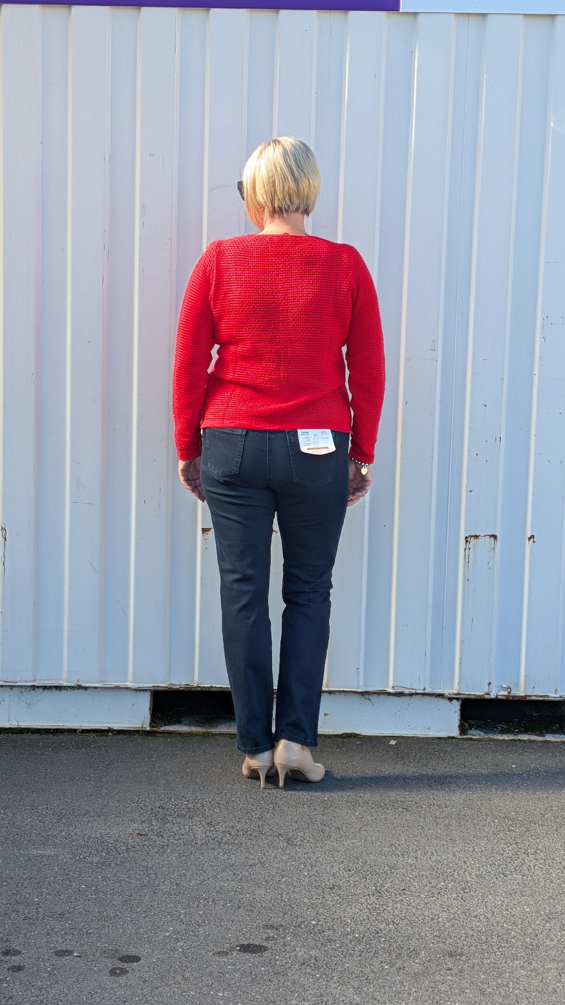 Weiss Cardi Red
