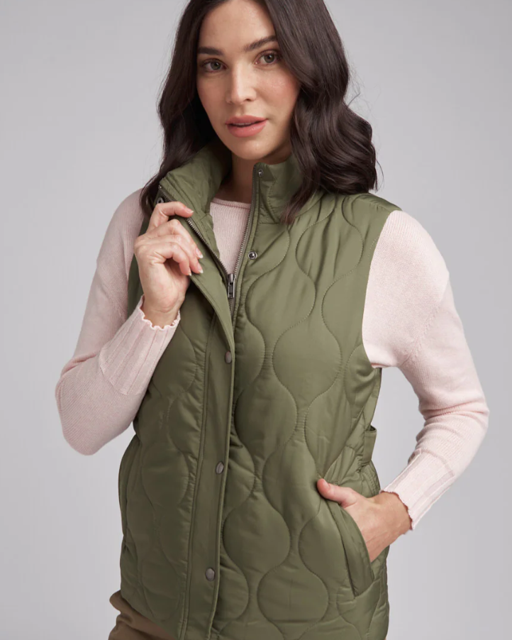 Walking Puffer Vest