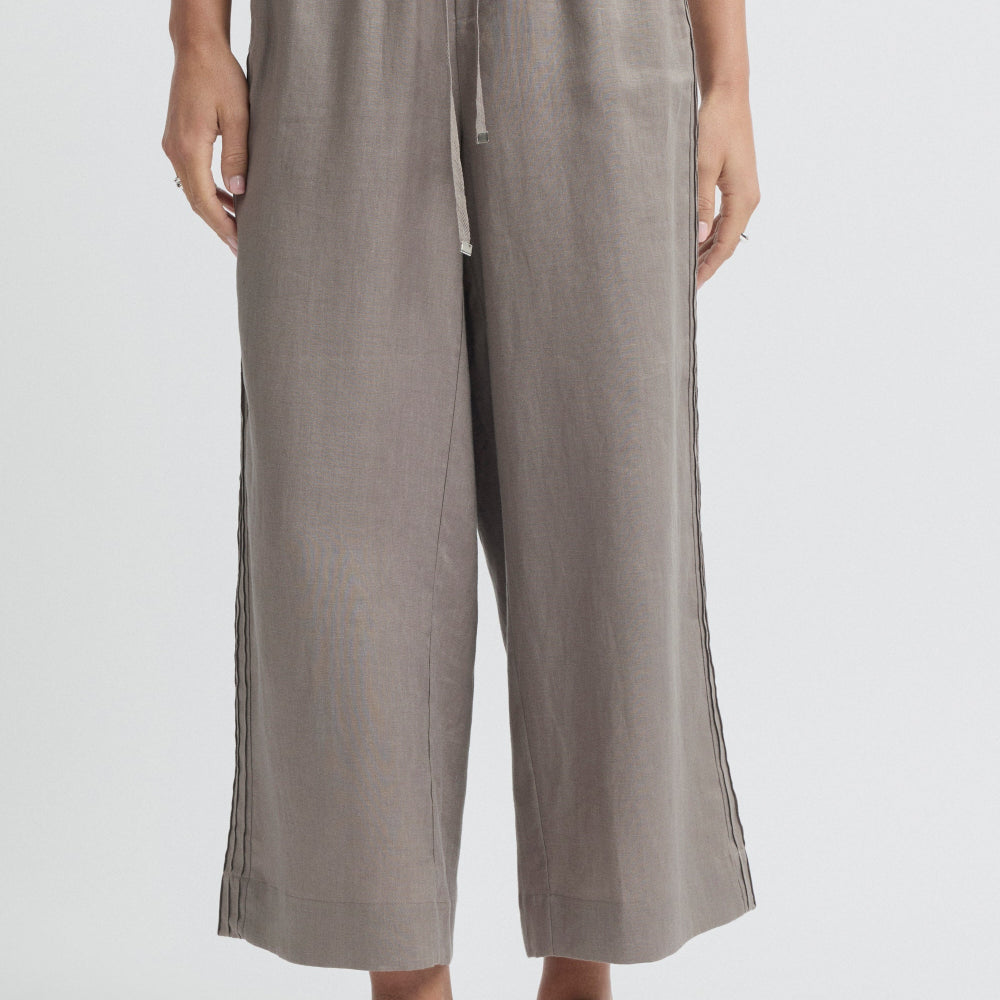 Tirari Pintuck Pant