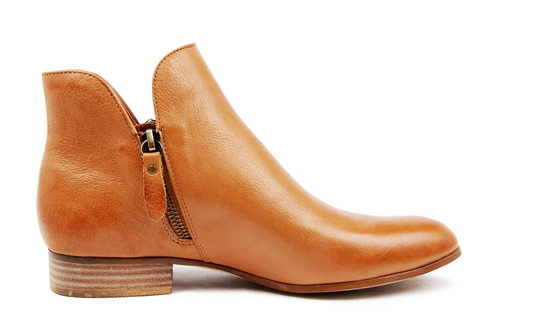 Faye DJ Boot
