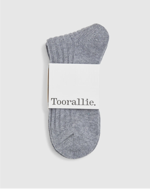 RIBBED MERINO SOCKS